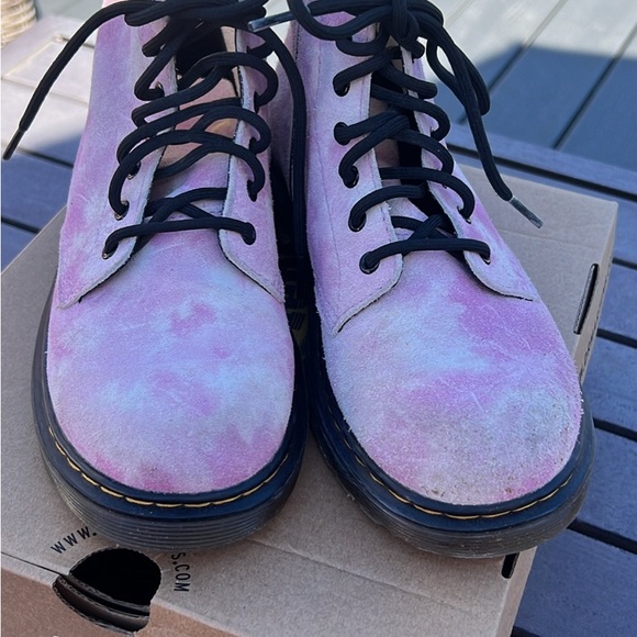 Dr Martens JUNIOR 1460 PASCAL TIE DYE LACE UP BOOTS - Picture 5 of 7
